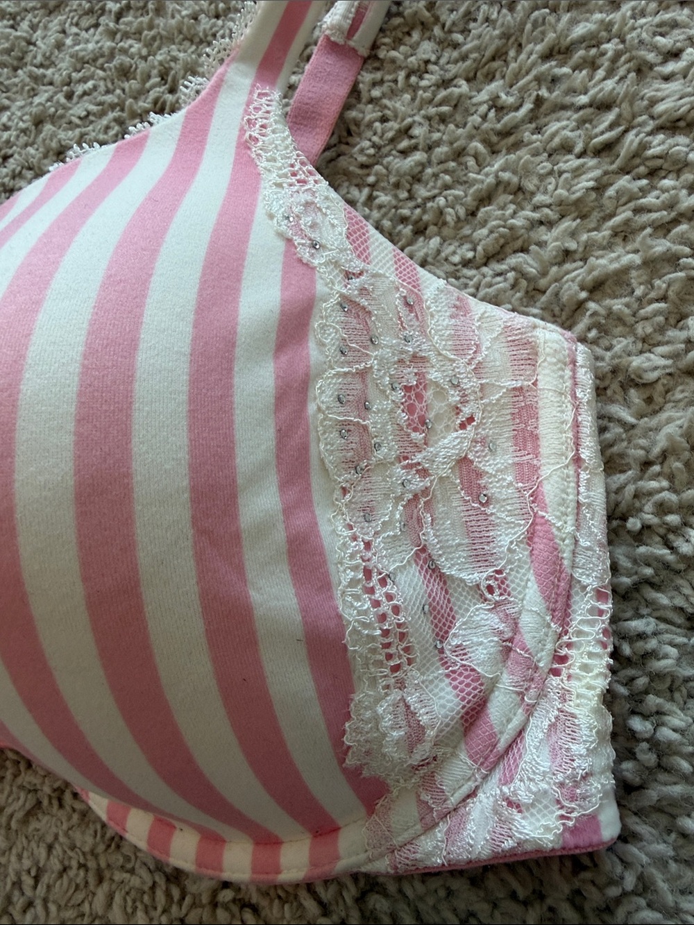 Victoria's Secret Pink & White Striped Lace Accent Bra 36 DD - Picture 2 of 4